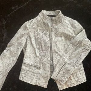 Snake skin pattern jacket ,White House black market MSRP $160.  10 petite New!